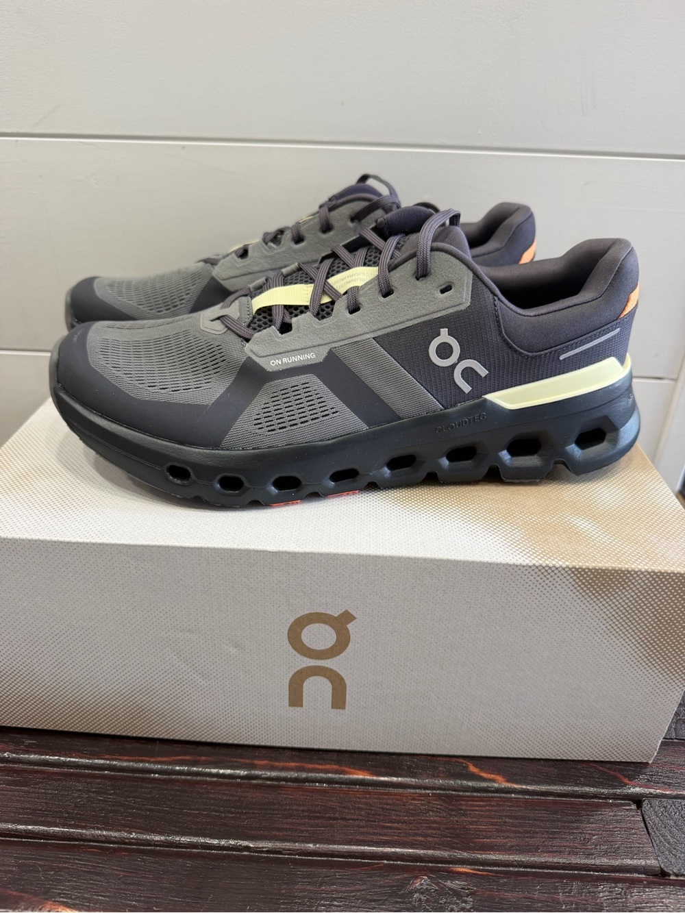 Men's On Cloud Runner 2